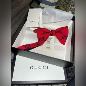 Gucci bow tie